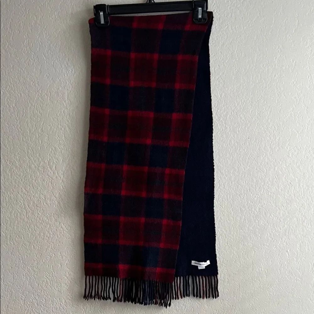 Johnstons Cashmere Plaid 100% Cashmere Red/ Navy Tartan Fringe Reversible Scarf